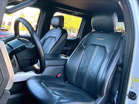 Used 2022 Ford F250 Platinum w/ FX4 Off-Road Package image 21