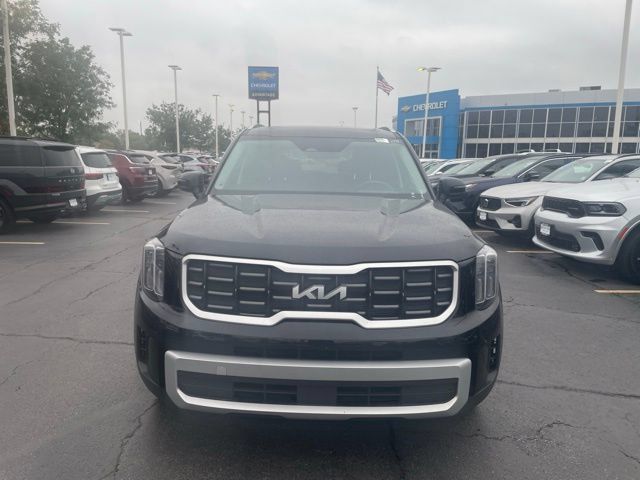 Used 2025 Kia Telluride S FWD image 5