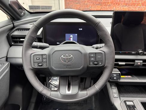 Used 2026 Toyota RAV4 XSE w/ Panoramic Sun Roof Package AWD/4WD image 14