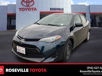 Used 2018 Toyota Corolla LE FWD video 1
