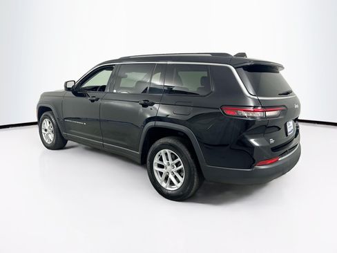 Used 2023 Jeep Grand Cherokee L Laredo RWD image 7