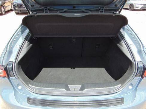 Used 2024 MAZDA MAZDA3 s FWD image 25