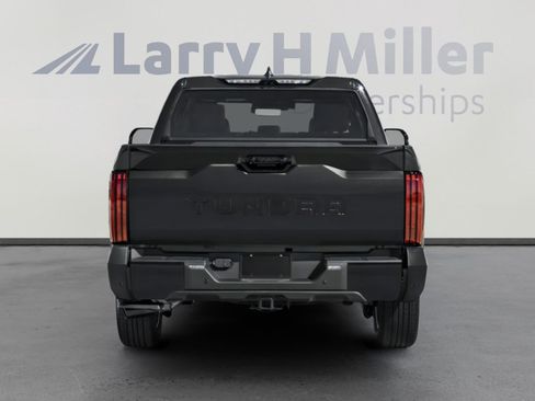 New 2026 Toyota Tundra 4x4 CrewMax Hybrid image 5