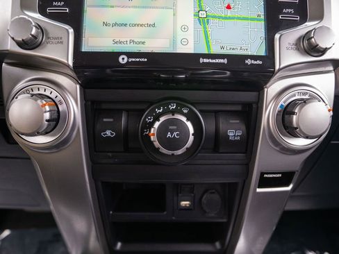 Used 2021 Toyota 4Runner SR5 image 22