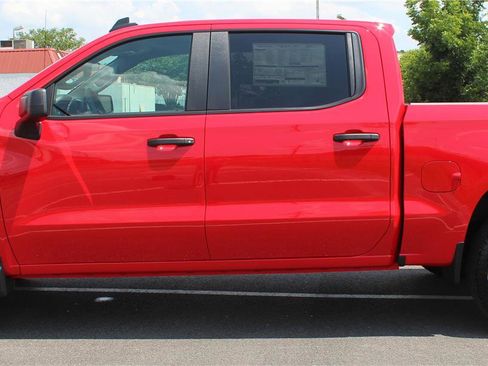 New 2025 Chevrolet Silverado 1500 Custom image 2