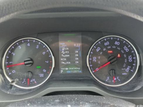 Used 2019 Toyota RAV4 XLE w/ Convenience Package FWD image 30