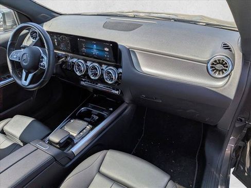 Used 2023 Mercedes-Benz GLA 250 image 21