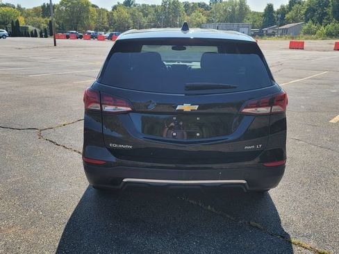 Used 2023 Chevrolet Equinox LT w/ Driver Convenience Package AWD/4WD image 10