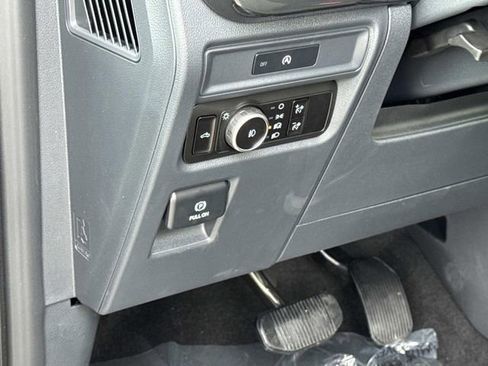 Used 2025 Ford F150 STX w/ Equipment Group 200A image 27