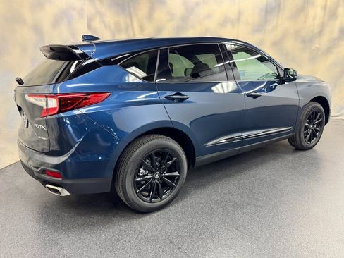 Used 2025 Acura RDX SH-AWD image 10