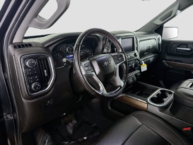 Used 2021 Chevrolet Silverado 1500 RST w/ Redline Edition AWD/4WD image 22