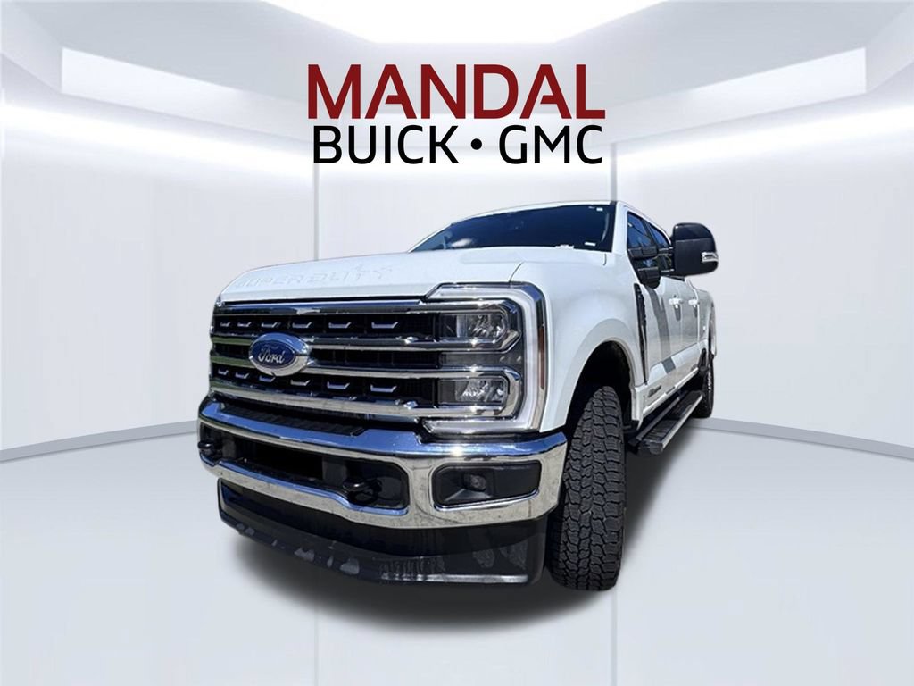 Used 2026 Ford F250 Lariat AWD/4WD image 1