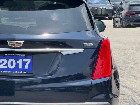 Used 2017 Cadillac XT5 Luxury w/ Driver Awareness Package FWD image 5