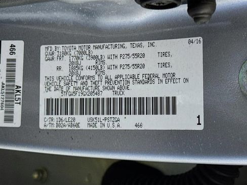 Used 2016 Toyota Tundra Platinum image 32