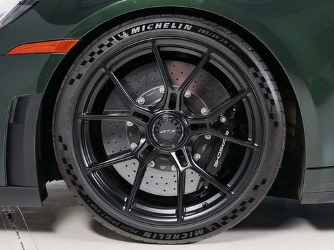 Certified 2025 Porsche 911 GT3 RWD image 35