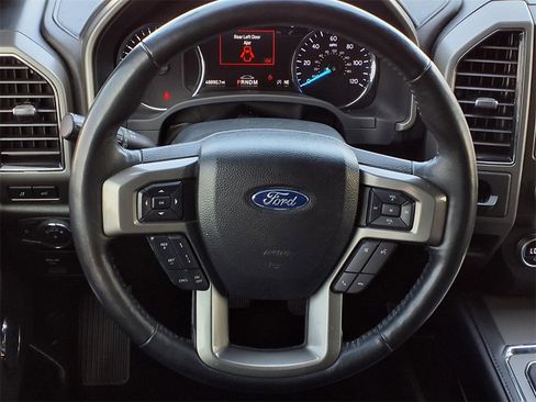 Used 2021 Ford Expedition XLT image 20