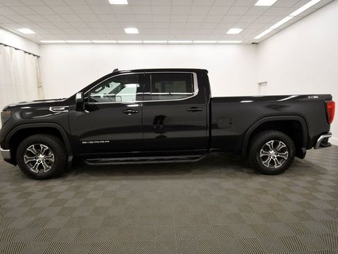 Used 2022 GMC Sierra 1500 SLE w/ X31 Off-Road Package AWD/4WD image 4