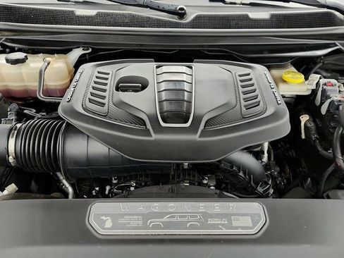 Used 2023 Jeep Grand Wagoneer Series III w/ Quick Order Packagew 28T image 31