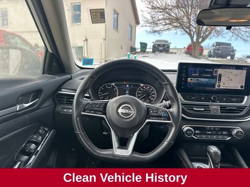 Used 2024 Nissan Altima 2.0 SR image 6