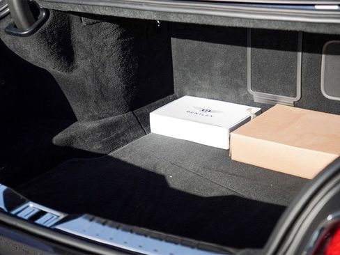 Certified 2023 Bentley Flying Spur W12 image 42