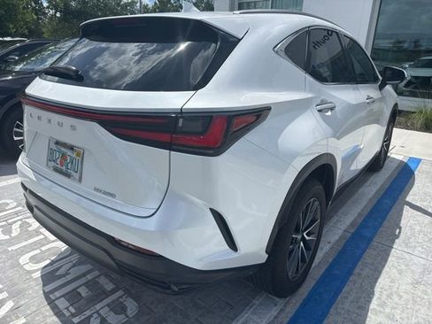 Used 2024 Lexus NX 250 FWD w/ Towing Package (2000 Lbs) image 9