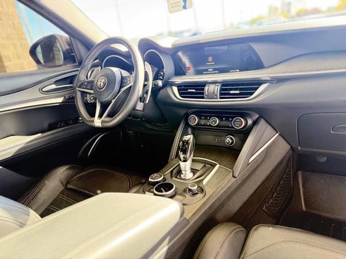 Used 2018 Alfa Romeo Stelvio Ti Sport image 50