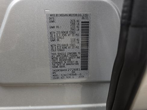 Used 2025 Nissan Pathfinder SV w/ Cargo Package FWD image 29