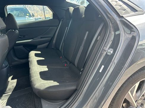 Used 2025 Hyundai Elantra Sport image 25