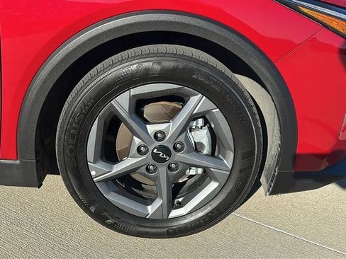 Used 2025 Kia K4 LXS image 15