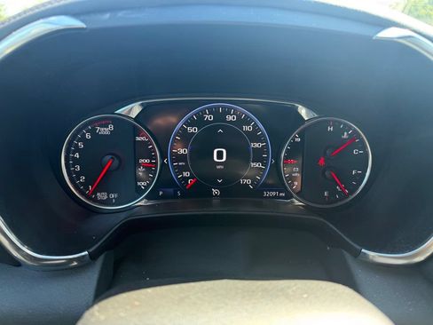 Used 2022 Chevrolet Blazer Premier w/ Enhanced Convenience Package AWD/4WD image 11