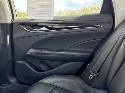 Used 2018 Buick LaCrosse Essence image 14