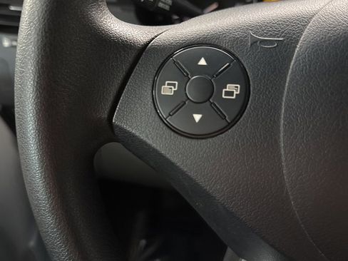 Used 2017 Mercedes-Benz Sprinter 2500 image 30