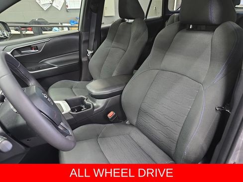 Used 2023 Toyota RAV4 SE w/ Convenience Package AWD/4WD image 15