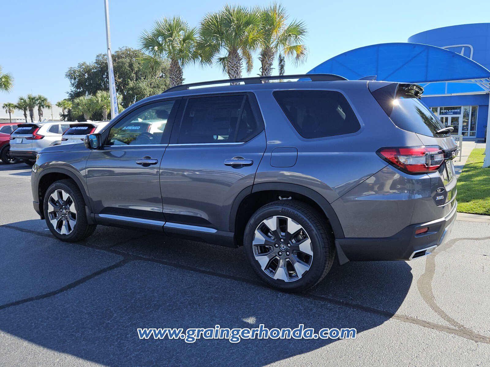 New 2026 Honda Pilot Elite image 3