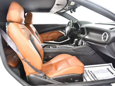 Used 2017 Chevrolet Camaro SS image 10