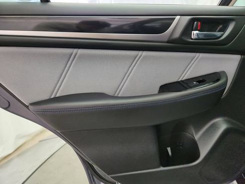 Used 2017 Subaru Legacy 2.5i Sport AWD/4WD image 26