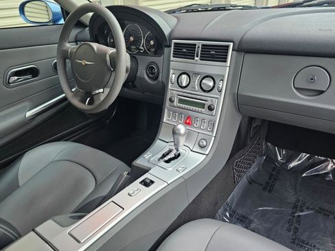 Used 2008 Chrysler Crossfire Limited image 11