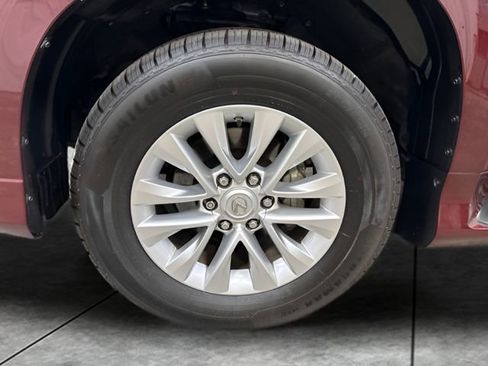 Used 2021 Lexus GX 460 Premium w/ Premium Package image 30