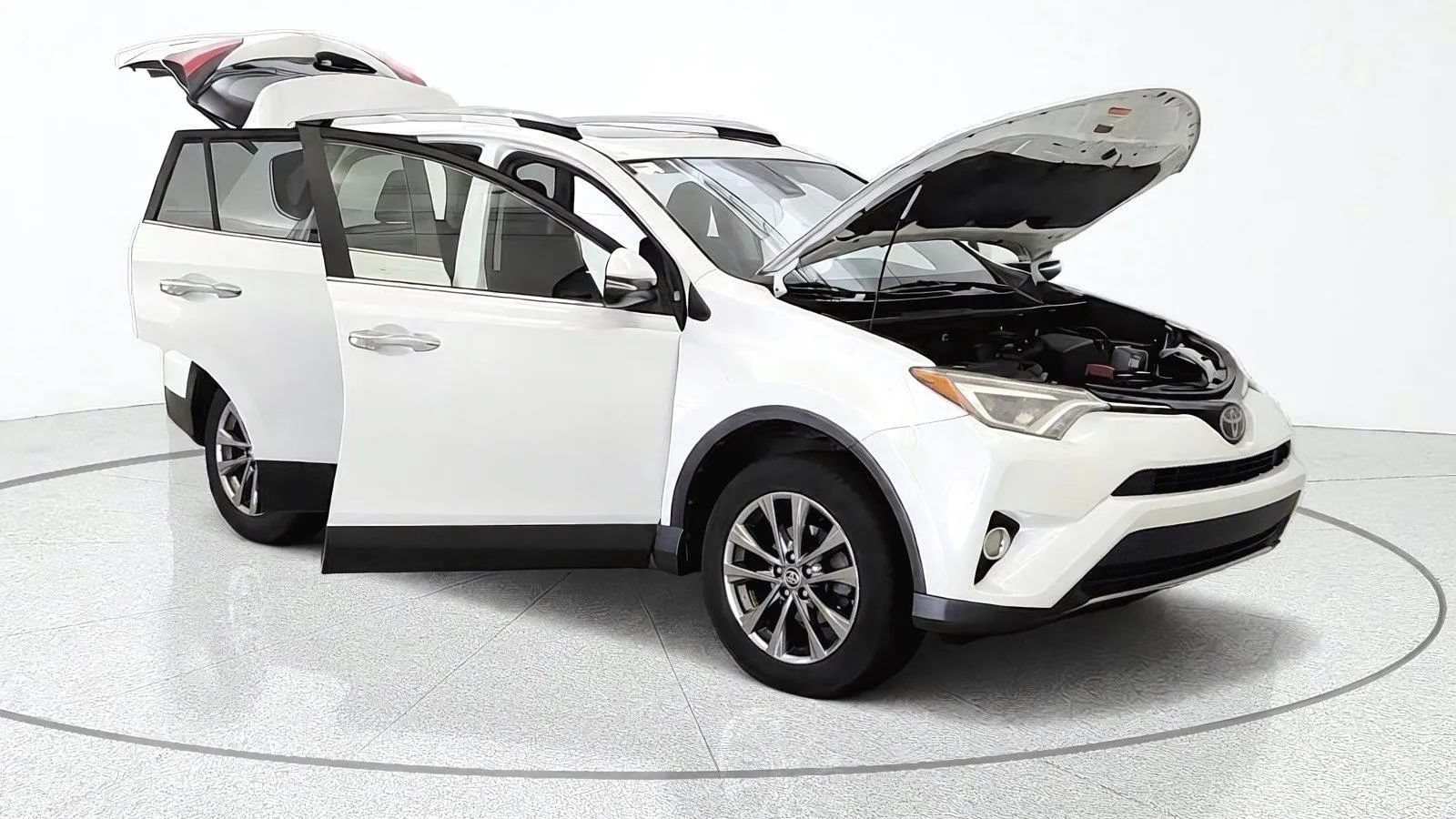 Used 2018 Toyota RAV4 Limited w/ All Weather Liner Package AWD/4WD image 11