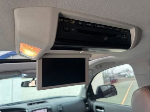 Used 2011 Toyota Sequoia Limited image 23