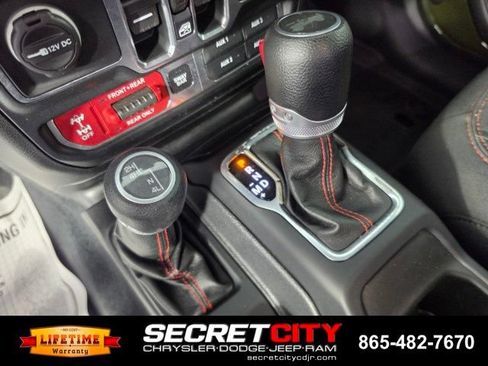 Used 2020 Jeep Wrangler Unlimited Rubicon AWD/4WD image 25