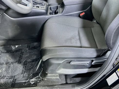 Used 2023 Honda CR-V LX image 18