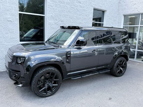 Used 2023 Land Rover Defender 110 Carpathian Edition AWD/4WD image 2
