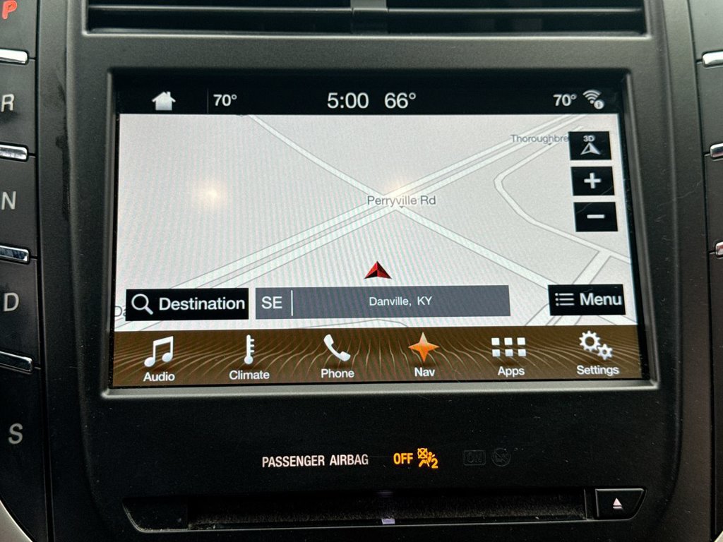 Used 2017 Lincoln MKC Select w/ Select Plus Package AWD/4WD image 22