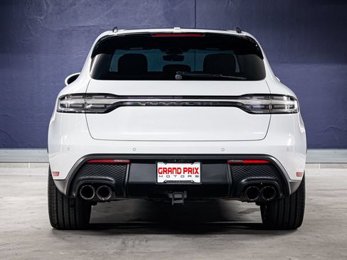 Used 2024 Porsche Macan S AWD/4WD image 4