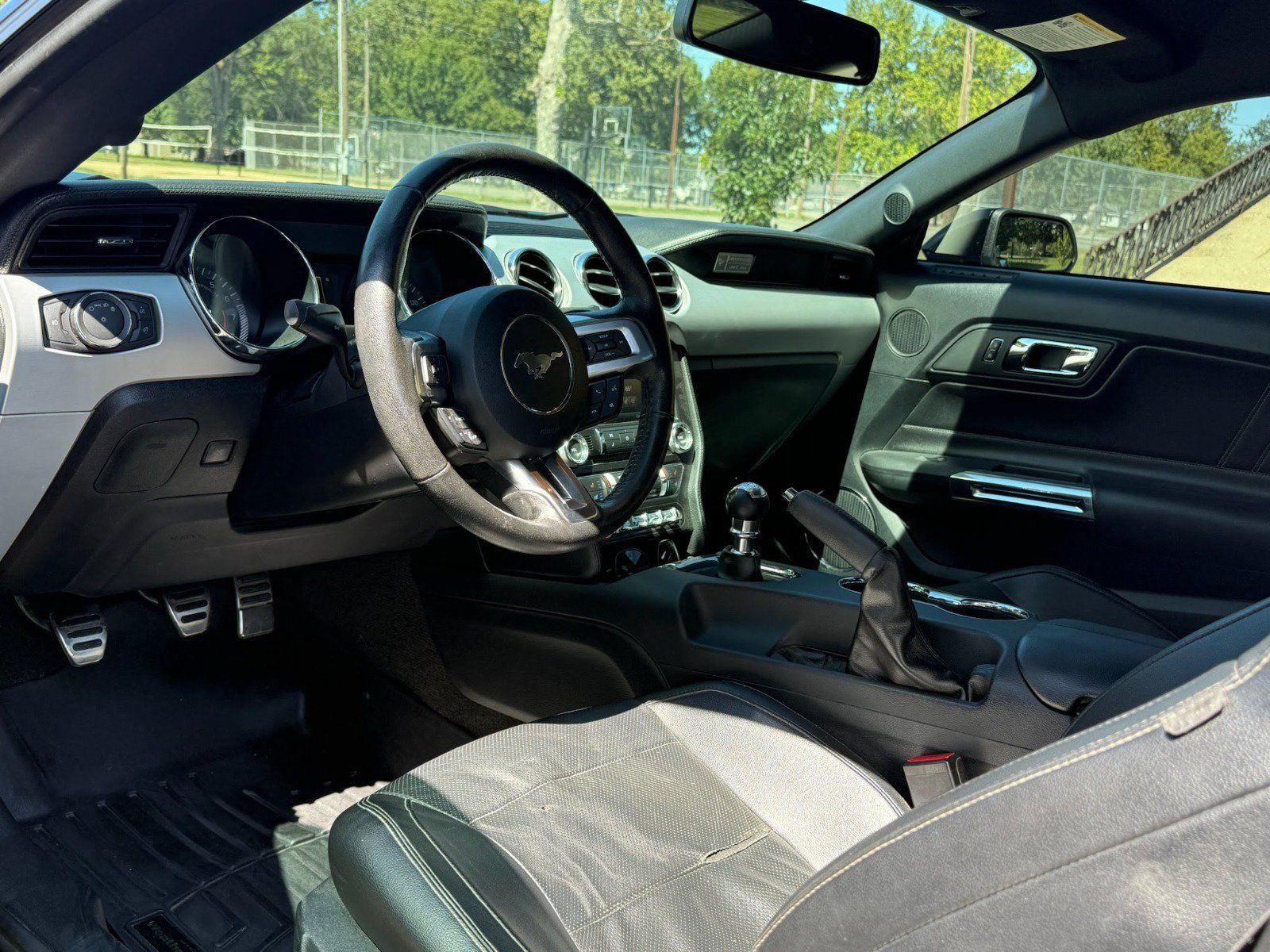 Used 2015 Ford Mustang GT Premium w/ Equipment Group 401A RWD image 12