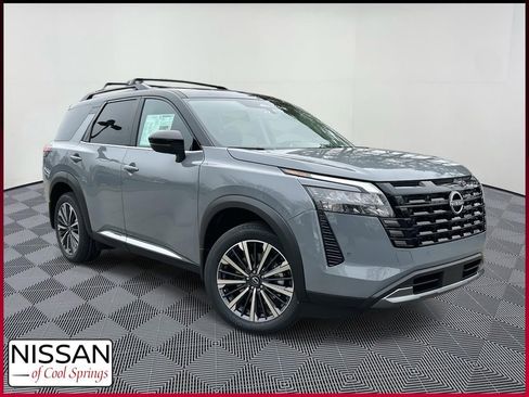 New 2026 Nissan Pathfinder Platinum AWD/4WD image 1