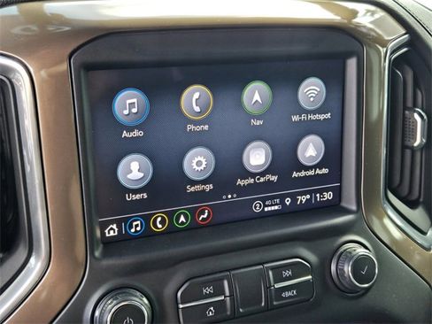 Used 2020 Chevrolet Silverado 2500 High Country w/ Z71 Off-Road Package image 18