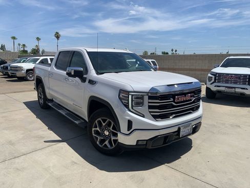 Certified 2023 GMC Sierra 1500 SLT w/ SLT Convenience Package RWD image 3