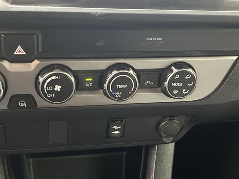 Used 2019 Toyota Tacoma SR5 image 16